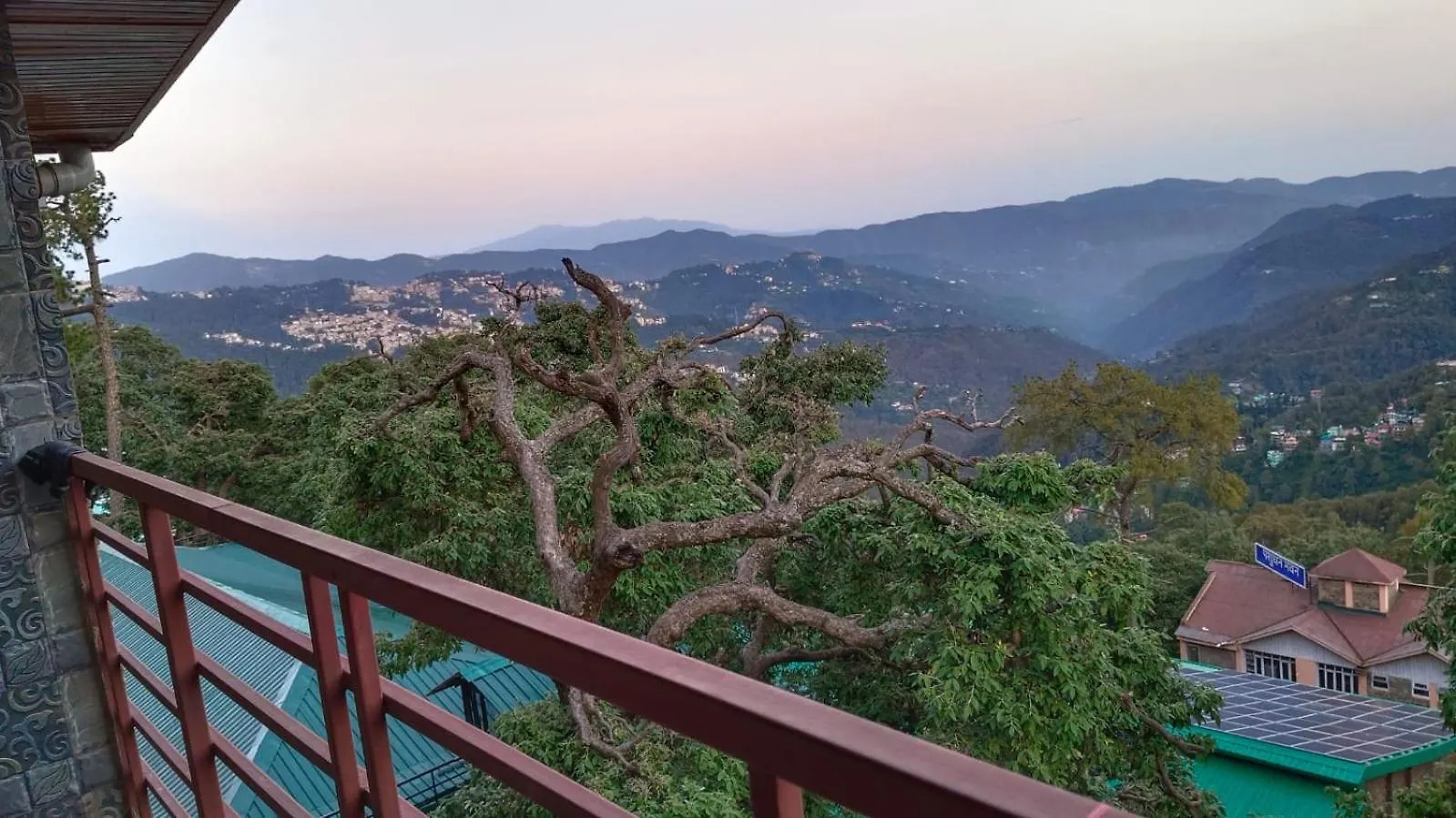 Shiv Shakti Homestay - Near Isbt, Bypass Mc Parking, Hpu, And Advance Study Simlá 0*,  India