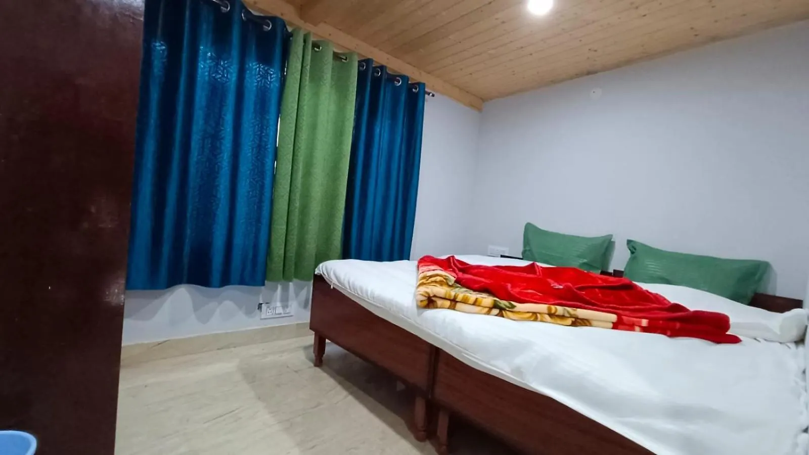 Shiv Shakti Homestay - Near Isbt, Bypass Mc Parking, Hpu, And Advance Study Simlá 0*,