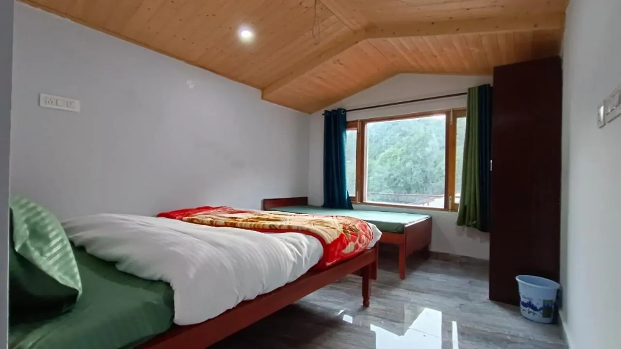 Shiv Shakti Homestay - Near Isbt, Bypass Mc Parking, Hpu, And Advance Study Simlá Panzió